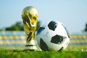 2026世界杯最新消息-姆巴佩真会出现在中国队比赛？一场虚构的逆转狂欢