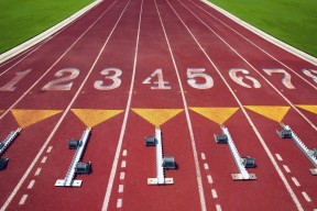 2026世界杯分组-双线鏖战，Rookie新王登基，皇马80分钟领先难定胜局